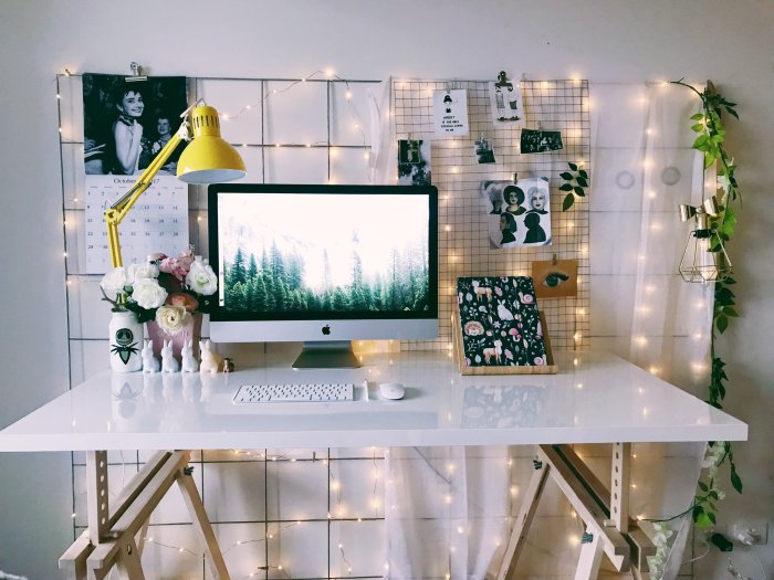 Cubicle decor ideas diy space creative work working office desk decorating decorate walls cute chic better zyhomy make project room